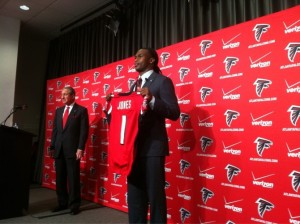 Julio Jones signing with Falcons