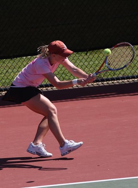 Women’s Tennis Advances in NCAA Championships with a 4-0 win Over Utah