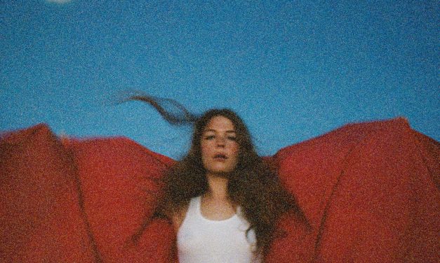 Maggie Rogers “Heard It In A Past Life” Review